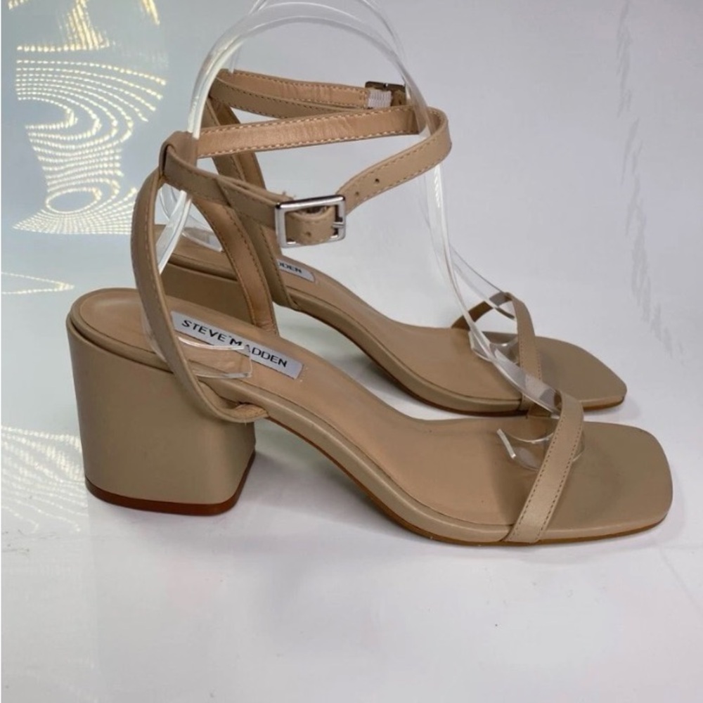Steve Madden Women's Tan Nubuck Leather Sandal Sz 8